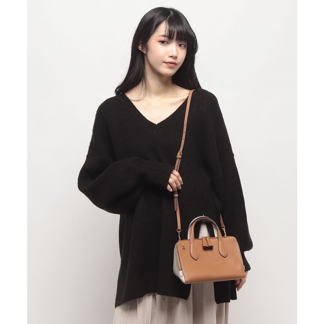 アニヤハインドマーチ Anya Hindmarch 【ANYA HINDMARCH】ANYA