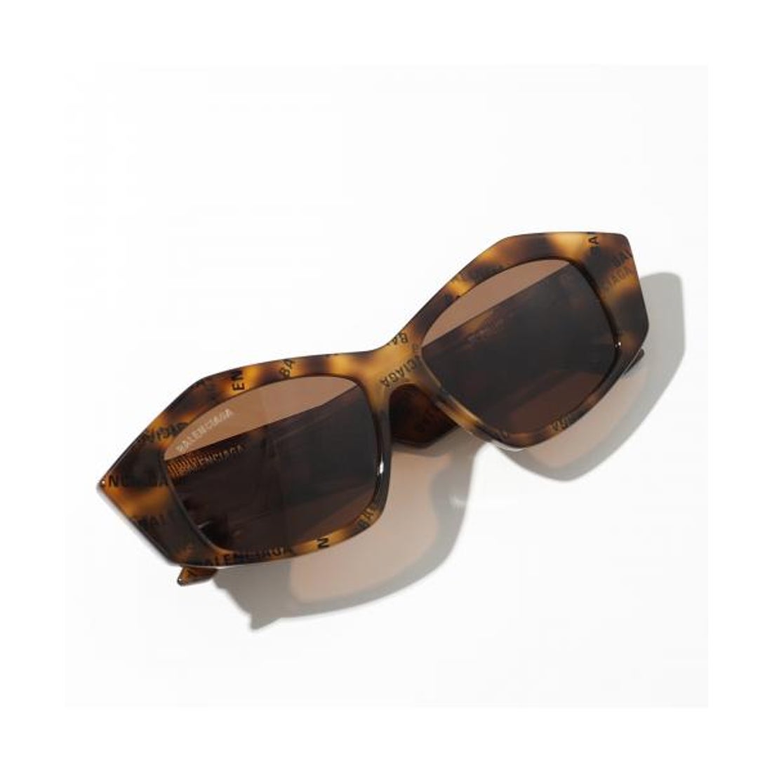 バレンシアガ BALENCIAGA BALENCIAGA サングラス BB0106S フォックス型