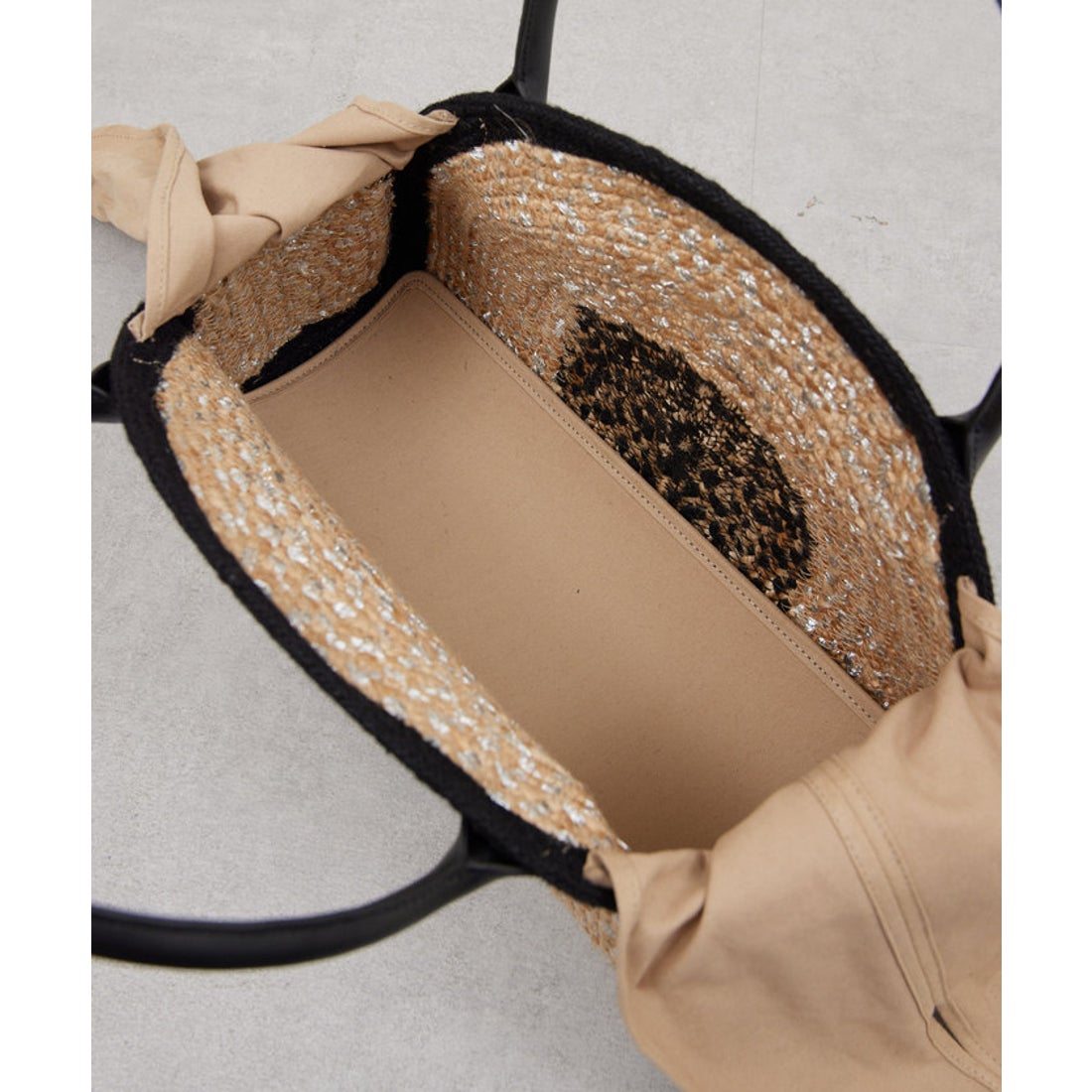 ガリャルダガランテ GALLARDAGALANTE 【Jhuri Shate】ハーフサークル