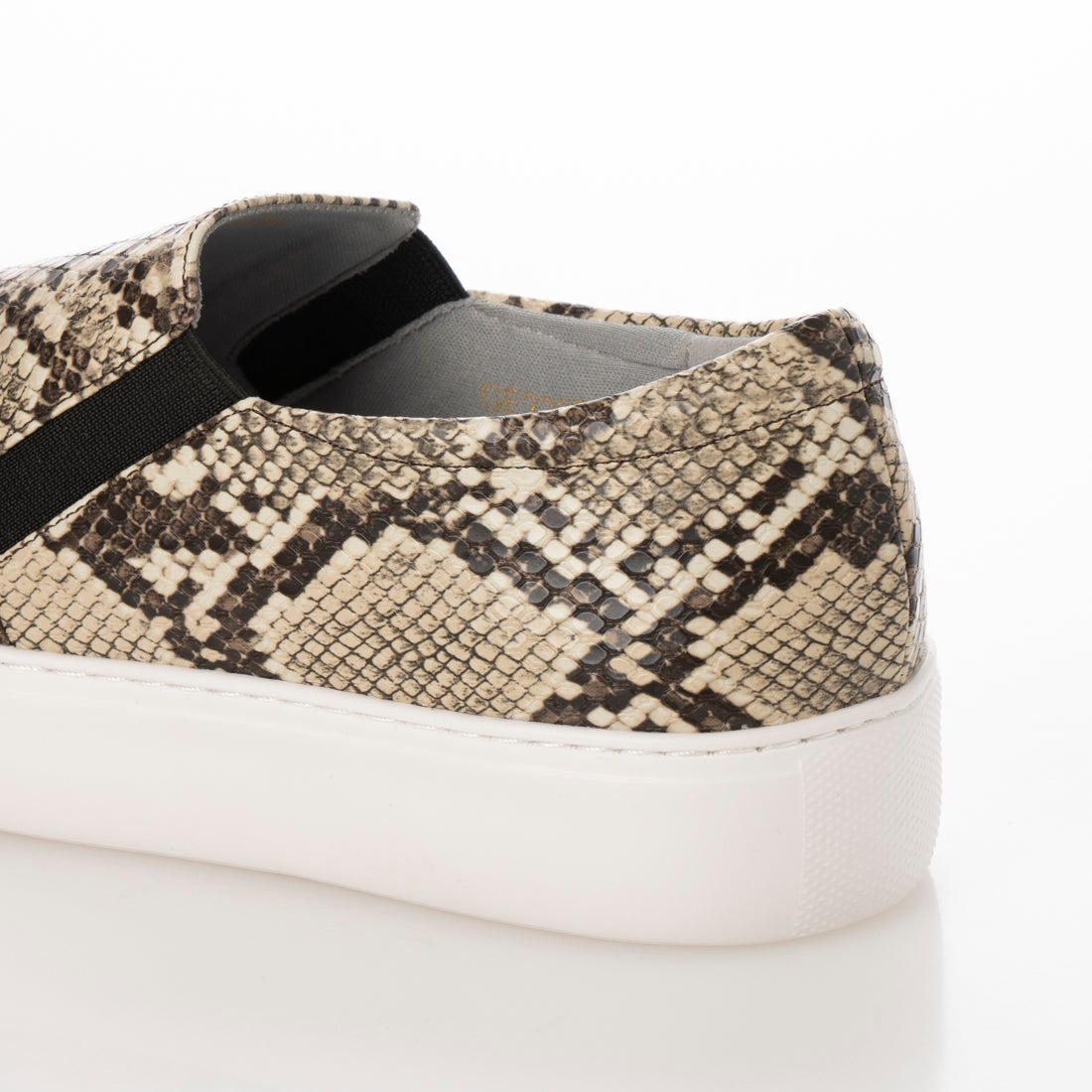 ダニエラアンドジェマ Daniella & GEMMA 【レイン対応】パイソン柄