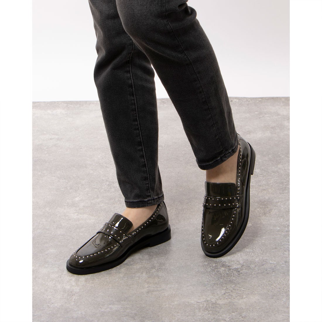 ダニエラアンドジェマ Daniella & GEMMA 【レイン対応】スタッズ