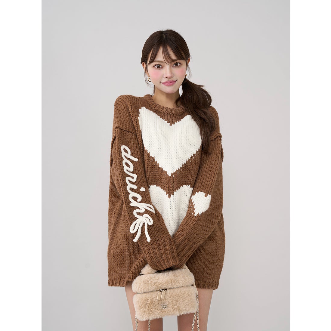 ダーリッチ Darich ハートロゴローゲージニットチュニック （ブラウン