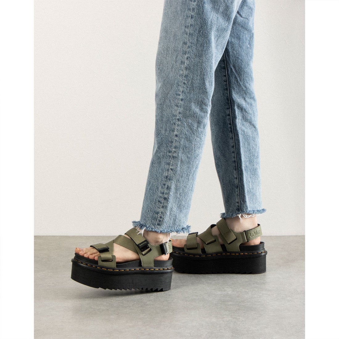 ドクターマーチン Dr.Martens レディース サンダル 厚底 KIMBER II