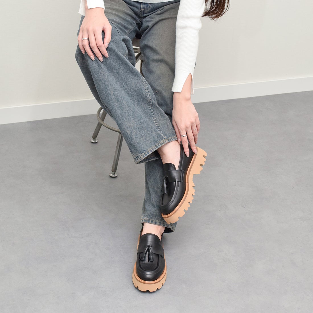 ファビオルスコーニ FABIO RUSCONI ラウンドトウ厚底タッセル