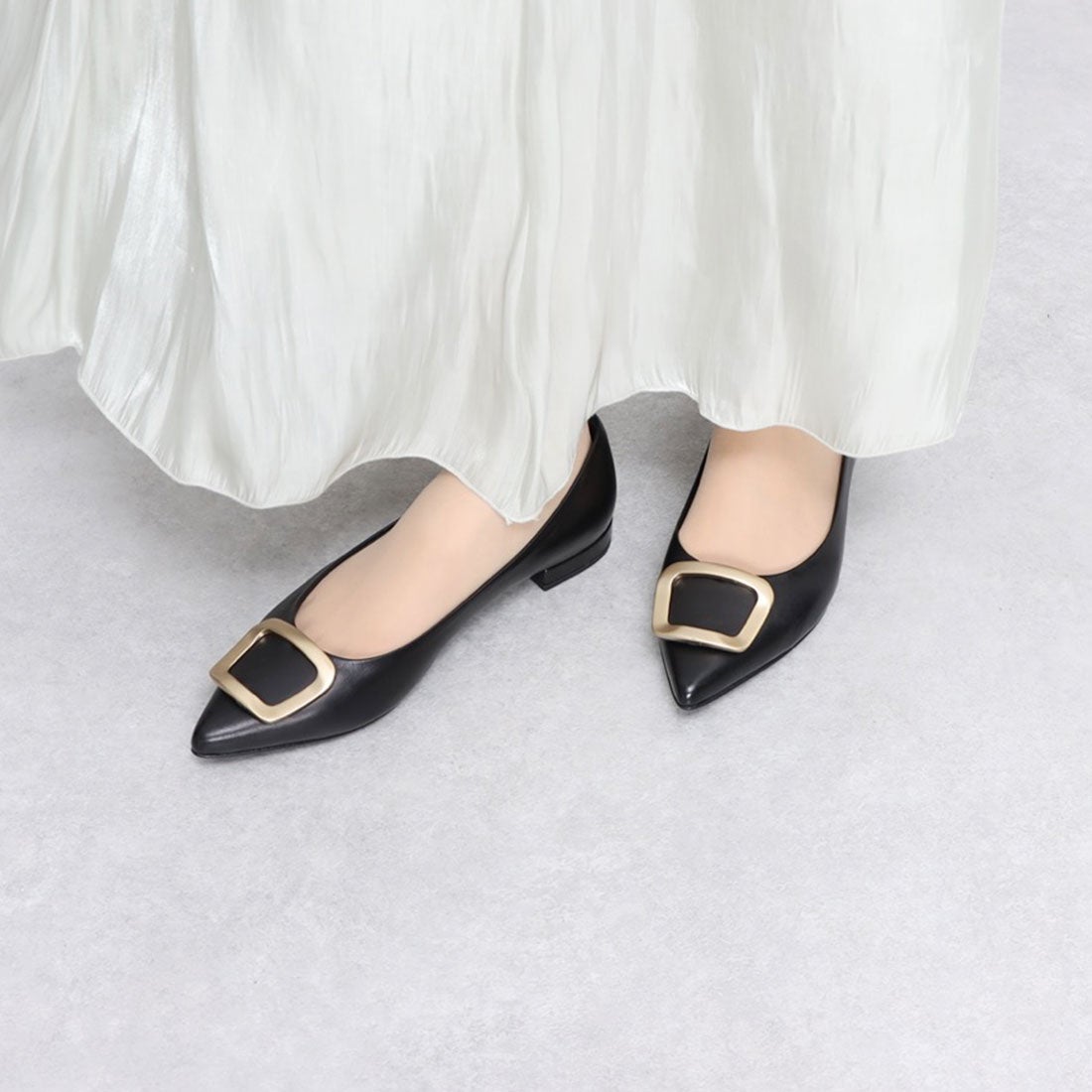 ファビオルスコーニ FABIO RUSCONI ローヒールバックルパンプス