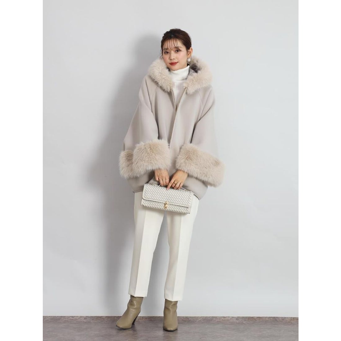 フェンネル FENNEL エコファーポンチョアウター （ブラック