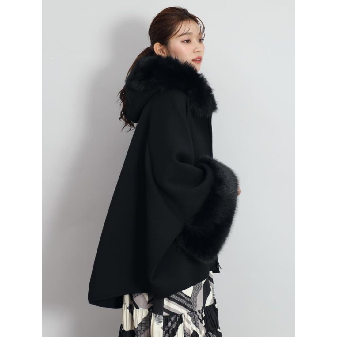 フェンネル FENNEL エコファーポンチョアウター （グレージュ） -靴