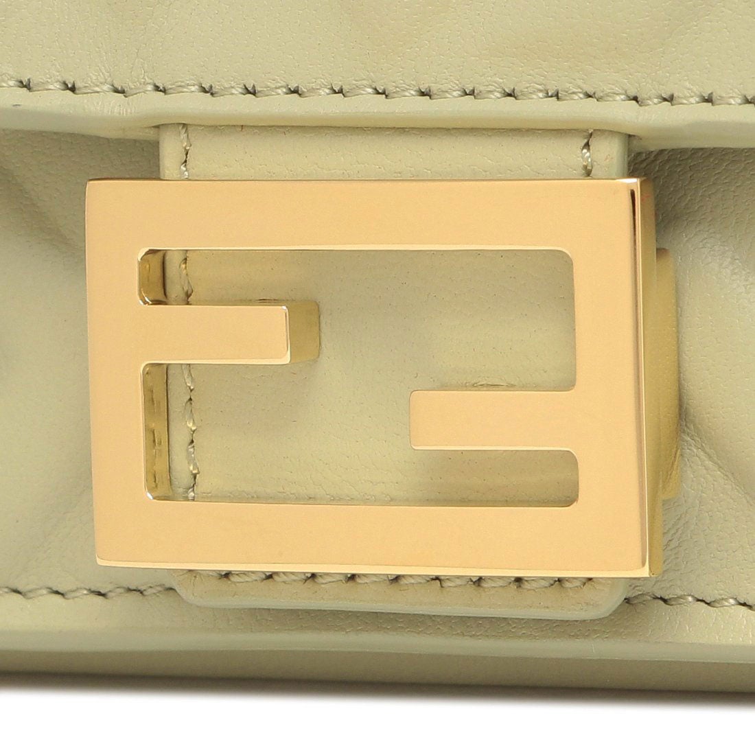 フェンディ FENDI 三つ折り財布 バゲット マイクロ FFロゴ ミニ財布