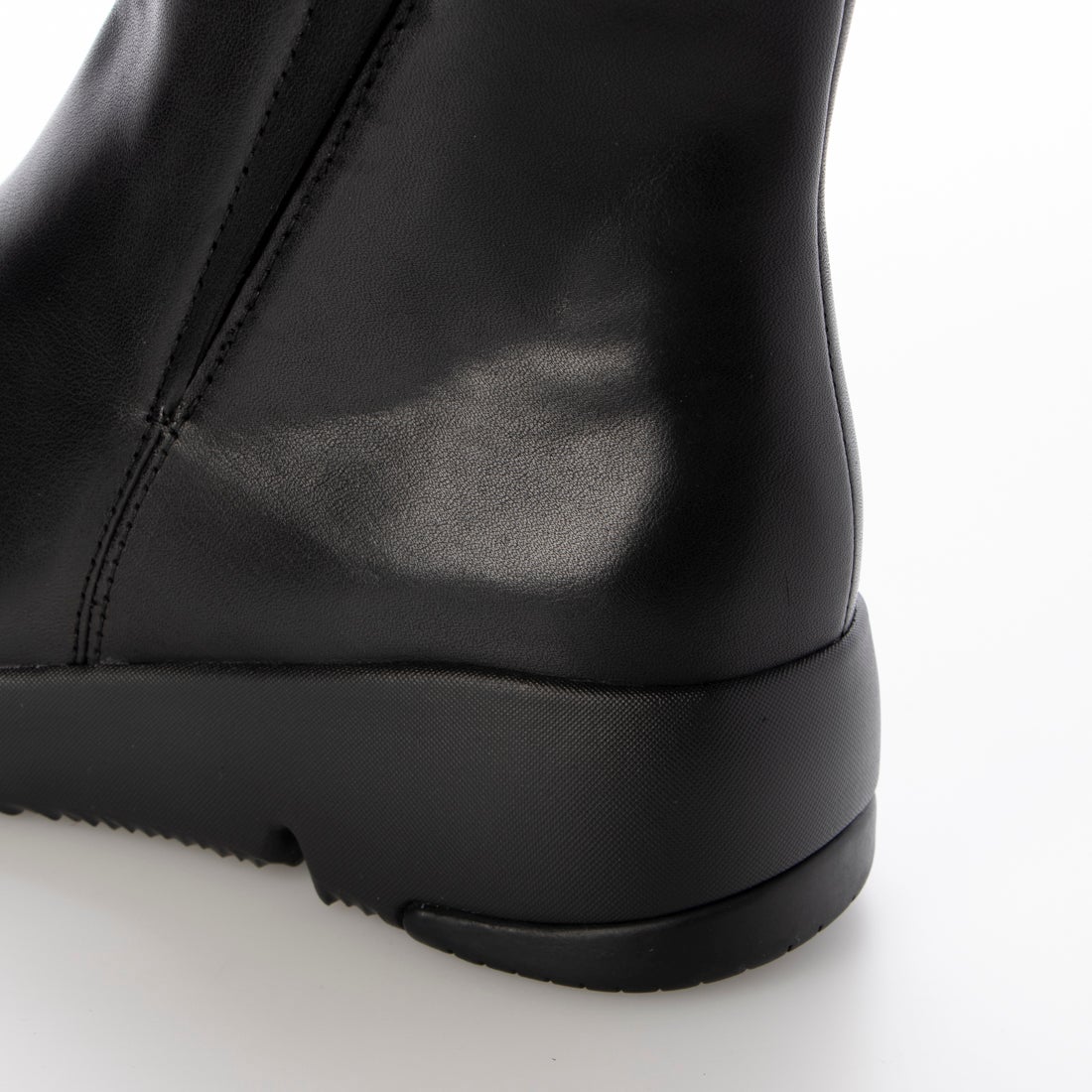 ソフトレザーミドルブーツ （ブラック） -fitfit(フィットフィット