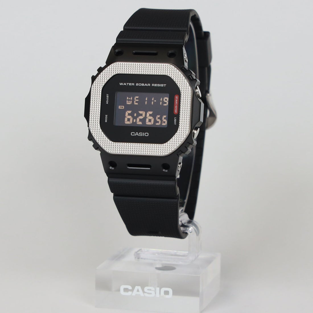 G-SHOCK】メタルベゼル / インダストリアルデザイン / GM-5600BM-1JF