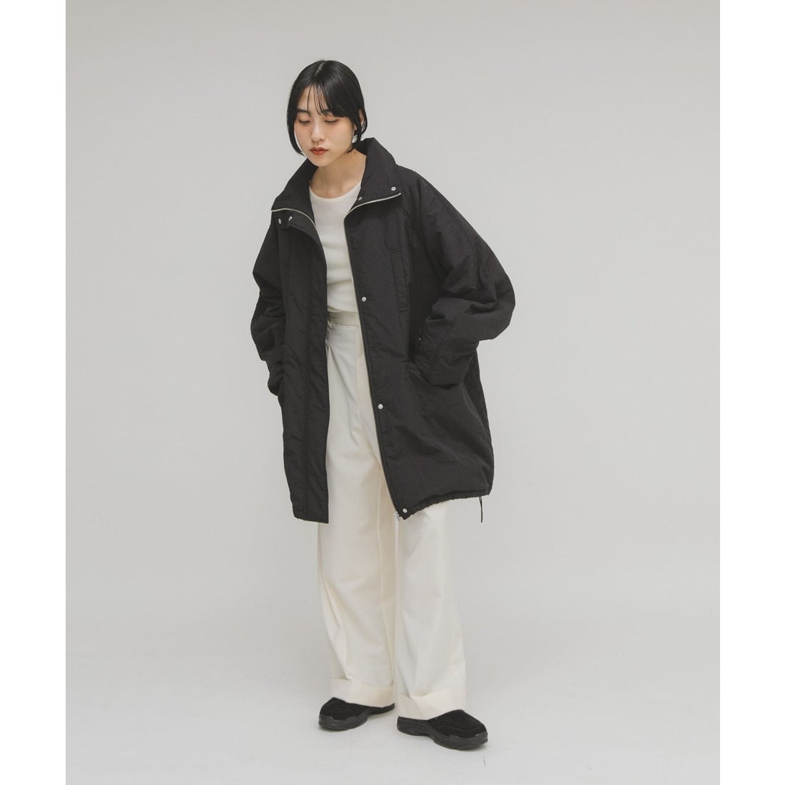 ケービーエフ KBF モンスターパテッドミドルコート （ブラック