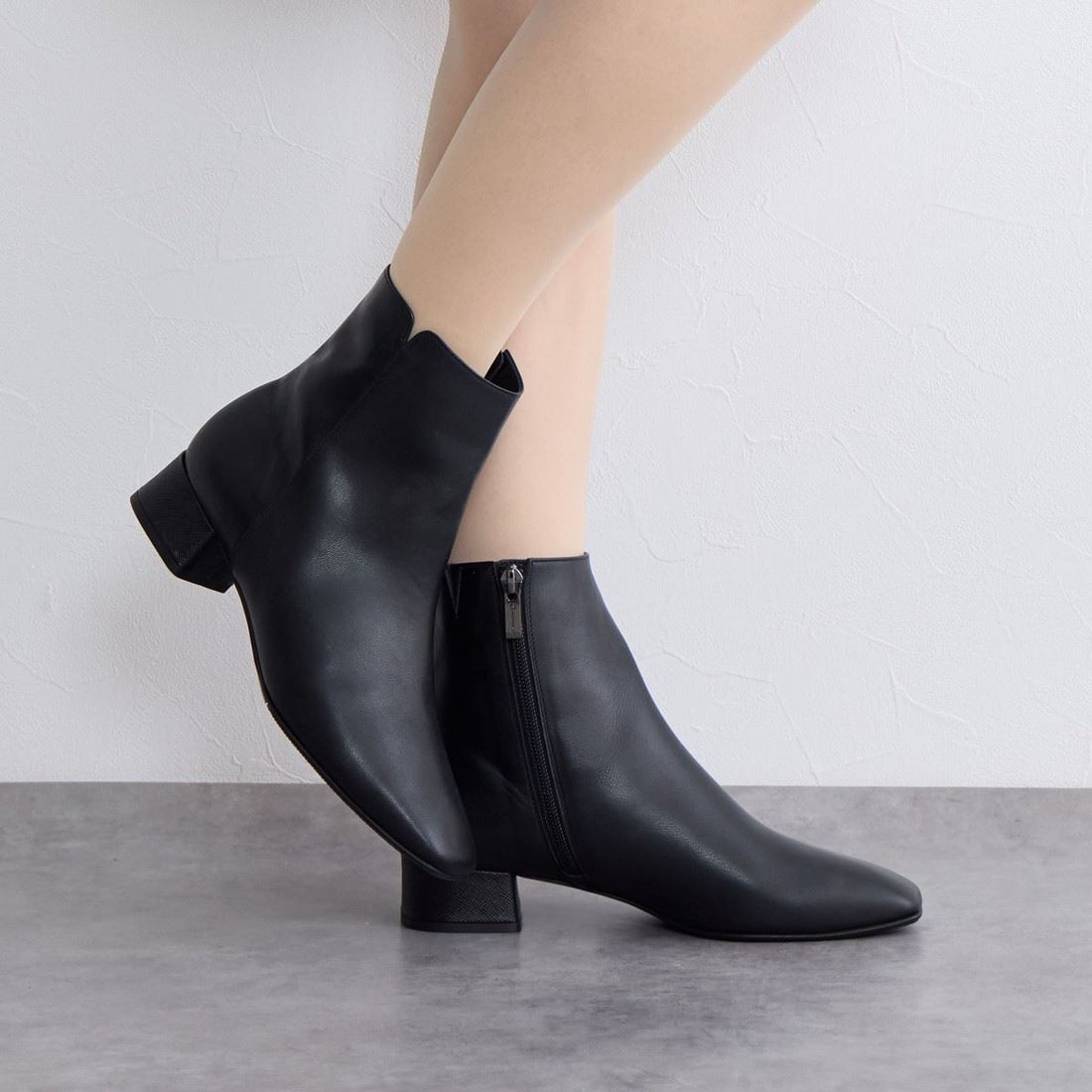 ヒミコ 卑弥呼 サイドVカットショートブーツ/641412 （ブラック） -靴