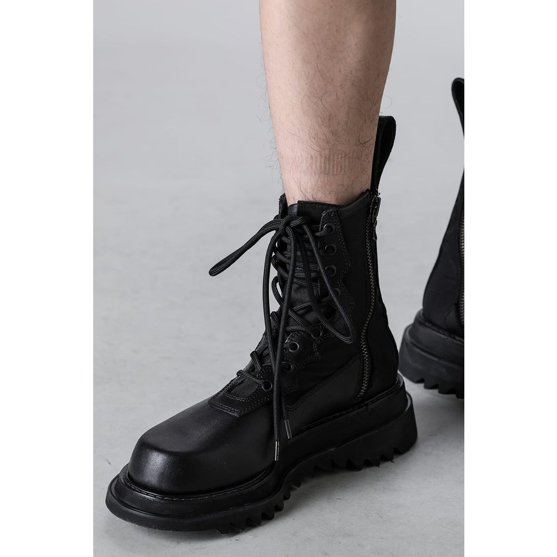 JULIUS Cow Skin Lace Up Boots （Black） - Osaka / Kyoto, Ship