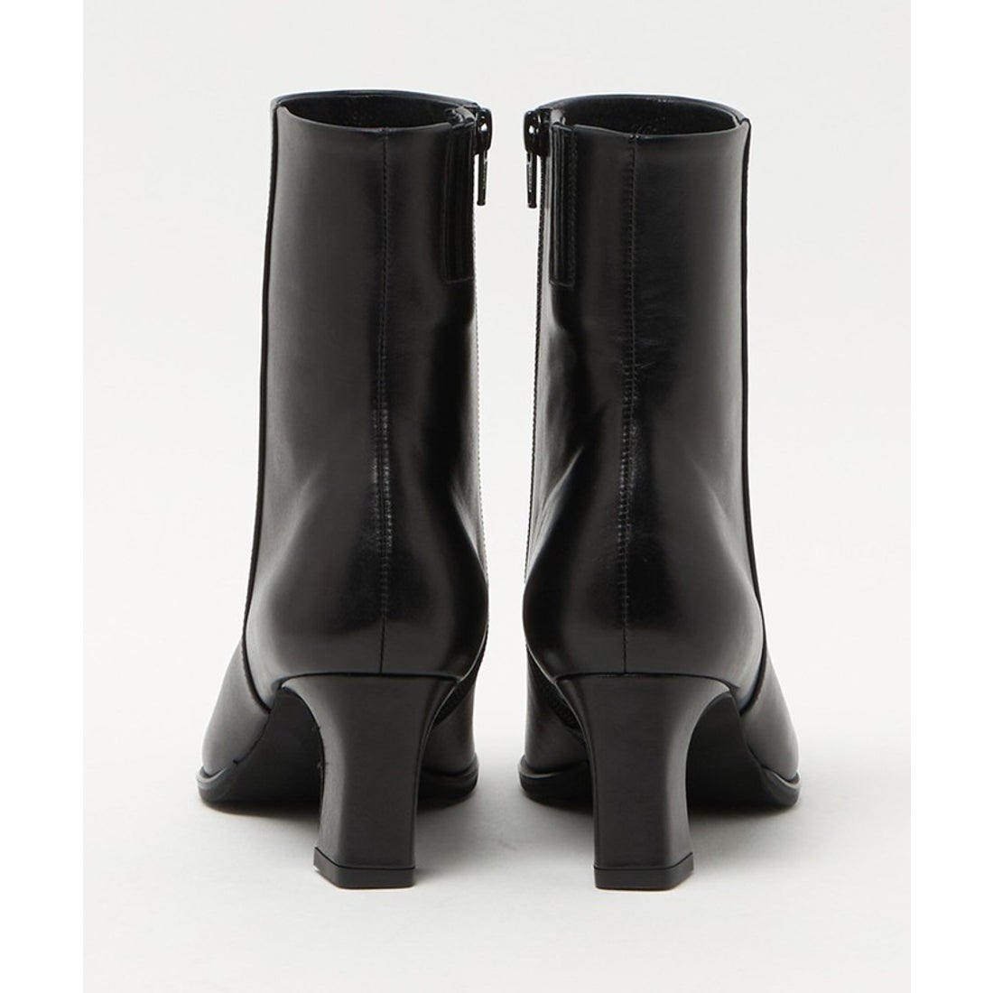 ODETTE E ODILE スクエアプレーン ショートブーツ60↑ （BLACK