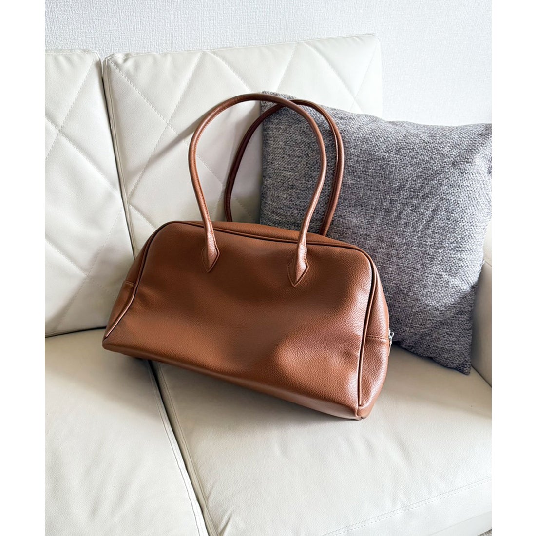 ラスドット lus. スクエアビッグボストンバッグ （キャメル） -靴