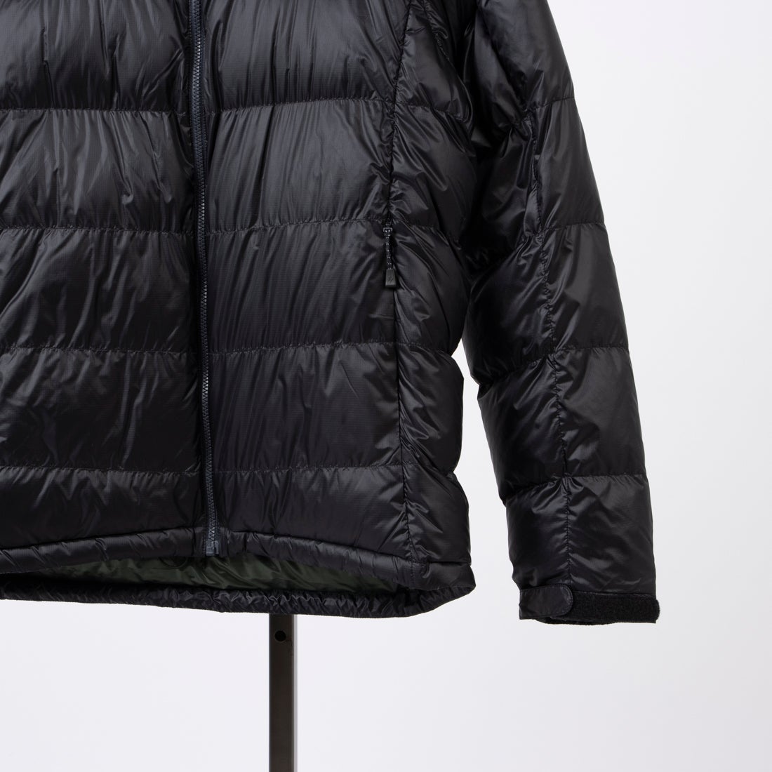 モンベル mont-bell アルパイン ダウンパーカ Men's （ブラック） -靴