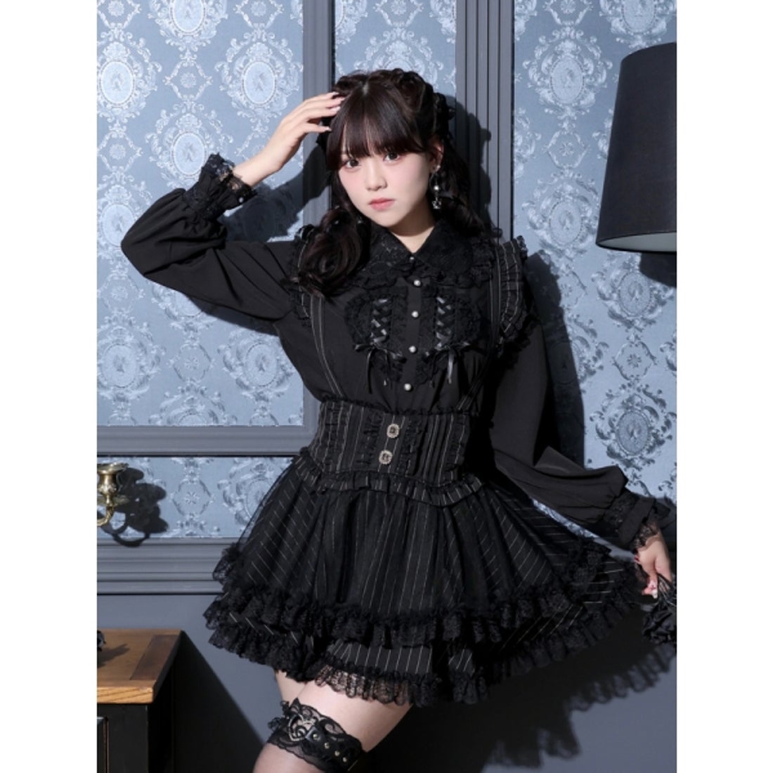 ノエミー NOEMIE ゴシックハートスピンドルブラウス （濃グレー