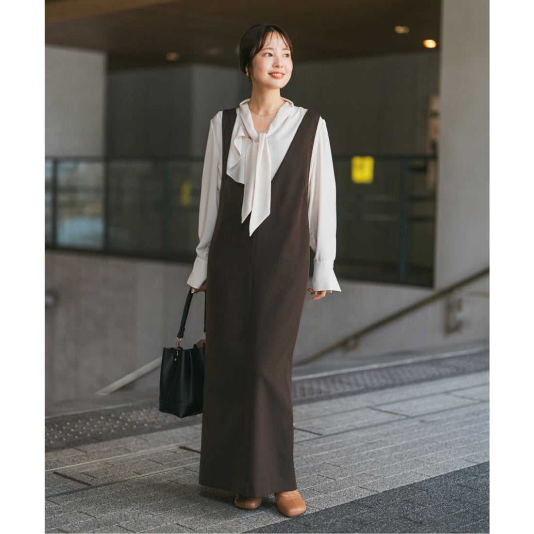 ノーブル NOBLE 《WEB限定追加》ロイヤルサテンボウタイブラウス 3