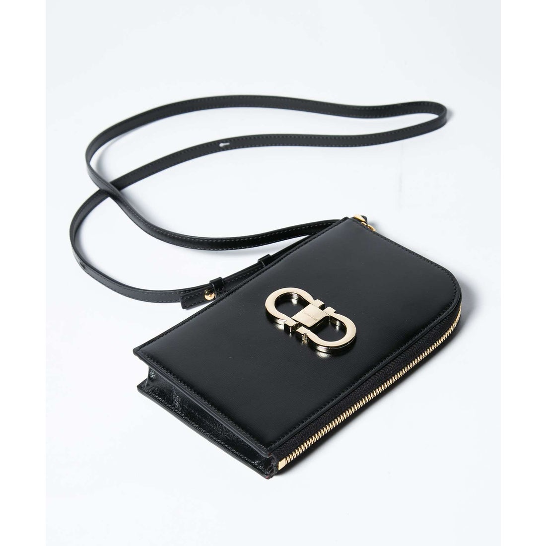 サルバトーレフェラガモ Salvatore Ferragamo 220628 770806