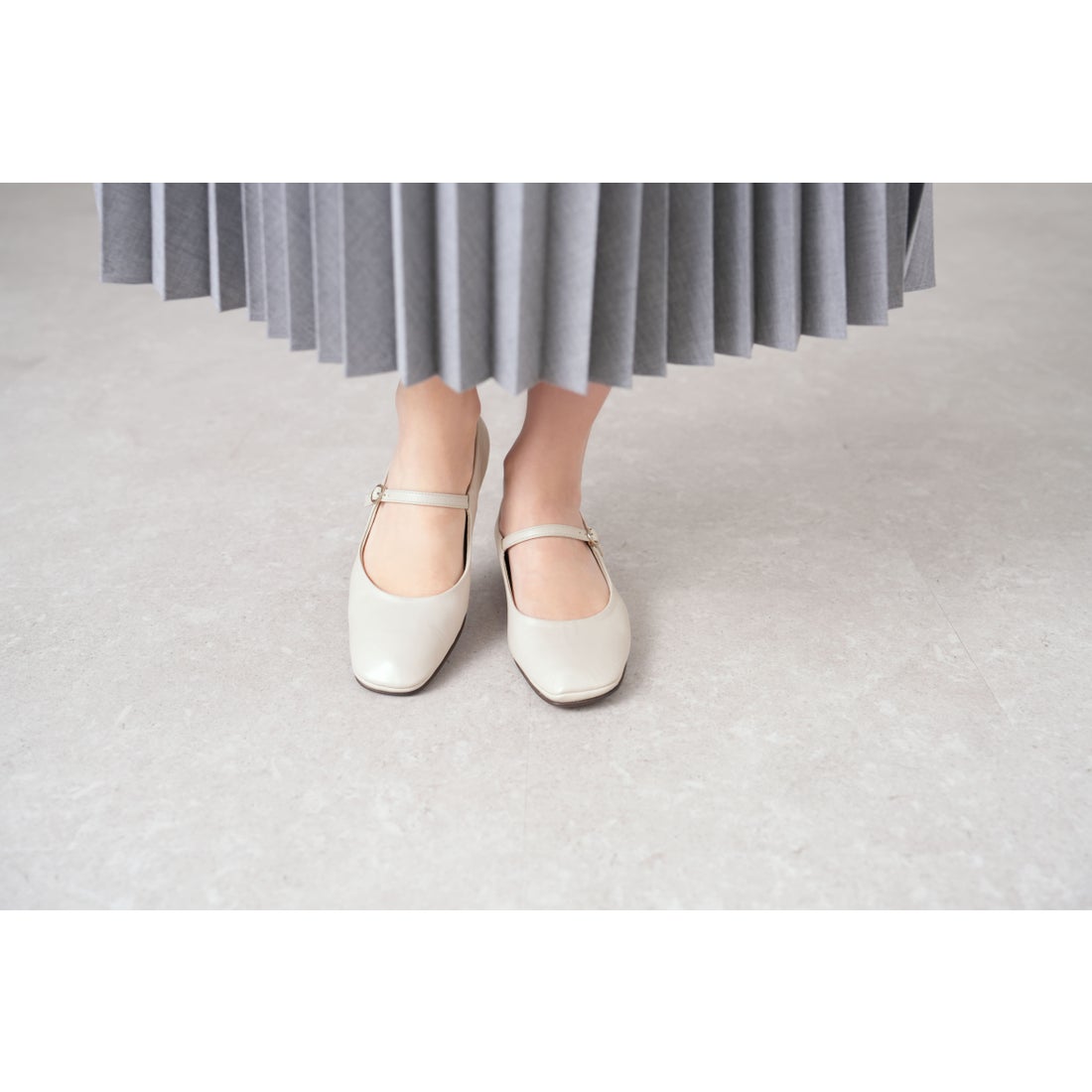 サヤ SAYA フラットボロネーゼ製法本革メリージェーンシューズ