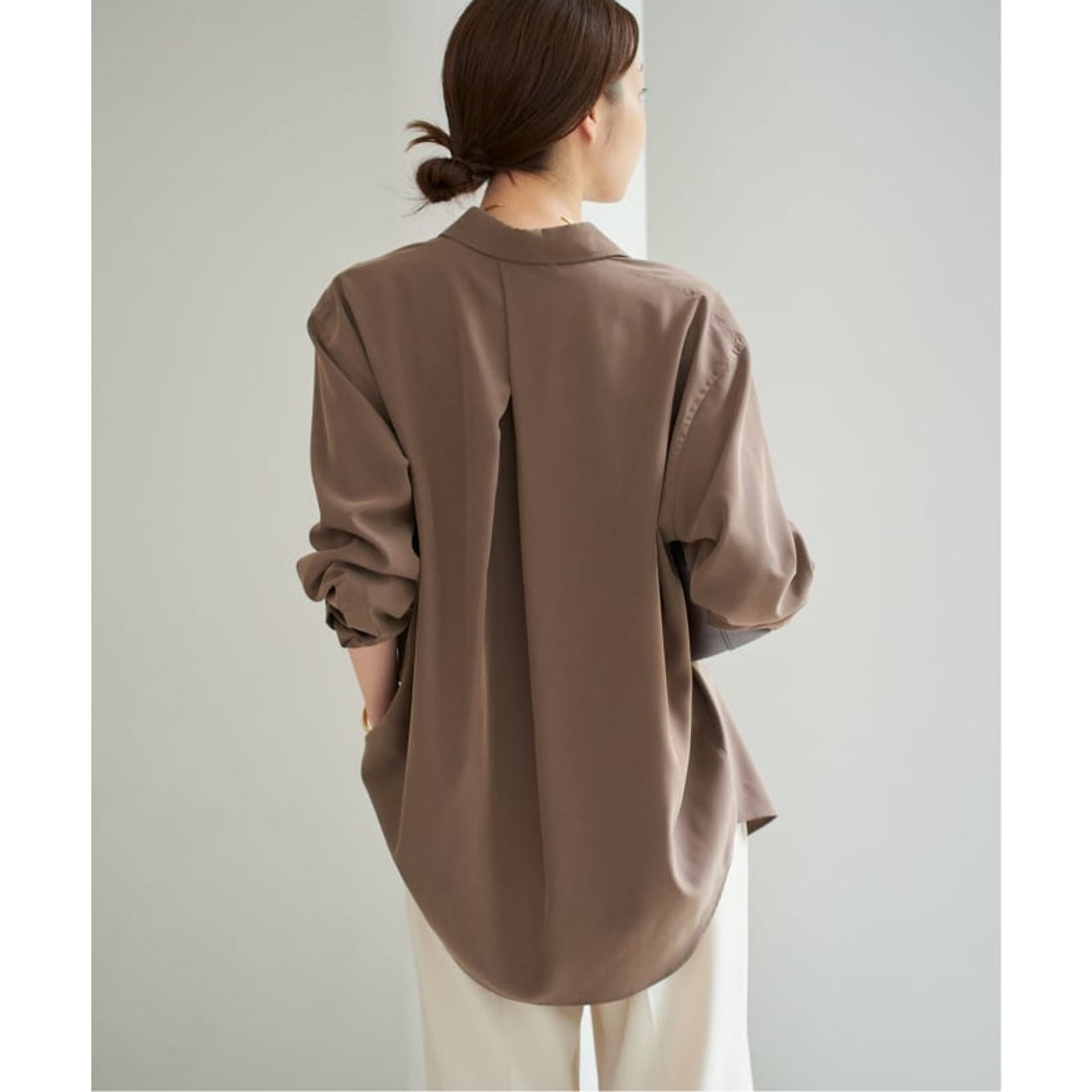 プラージュ Plage Sway Back Tuck シャツ （ブラウン） - ファッション