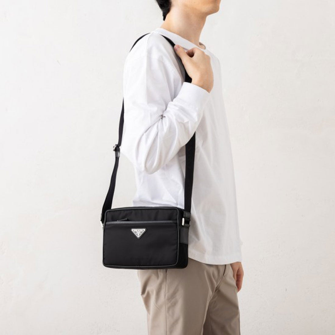 プラダ PRADA ショルダーバッグ リナイロン サフィアーノレザー