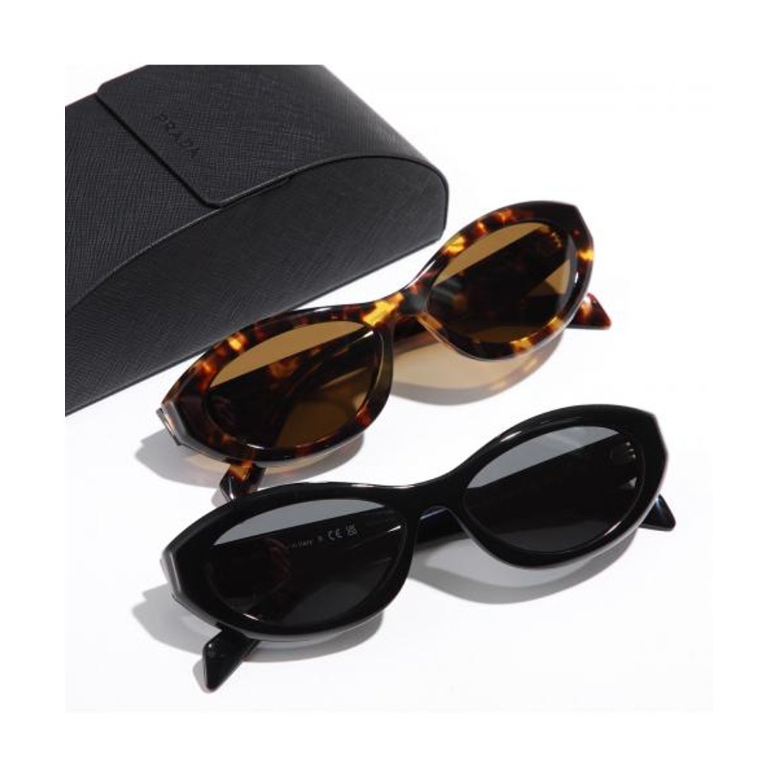 プラダ PRADA PRADA シンボルサングラス SPR 26Z キャットアイ型 （16K