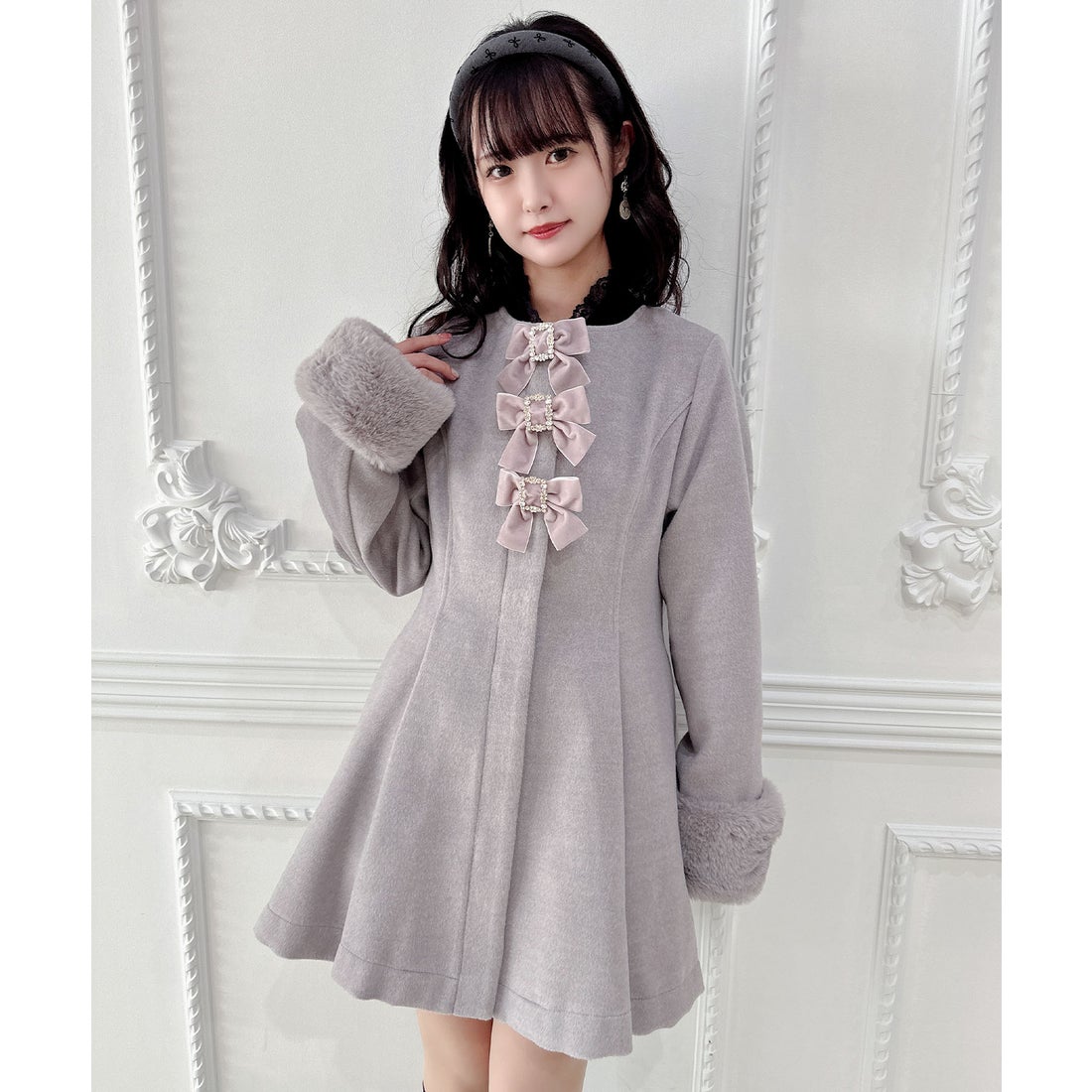 ロジータ ROJITA ファーティペット付きトリプルリボンコート （グレー