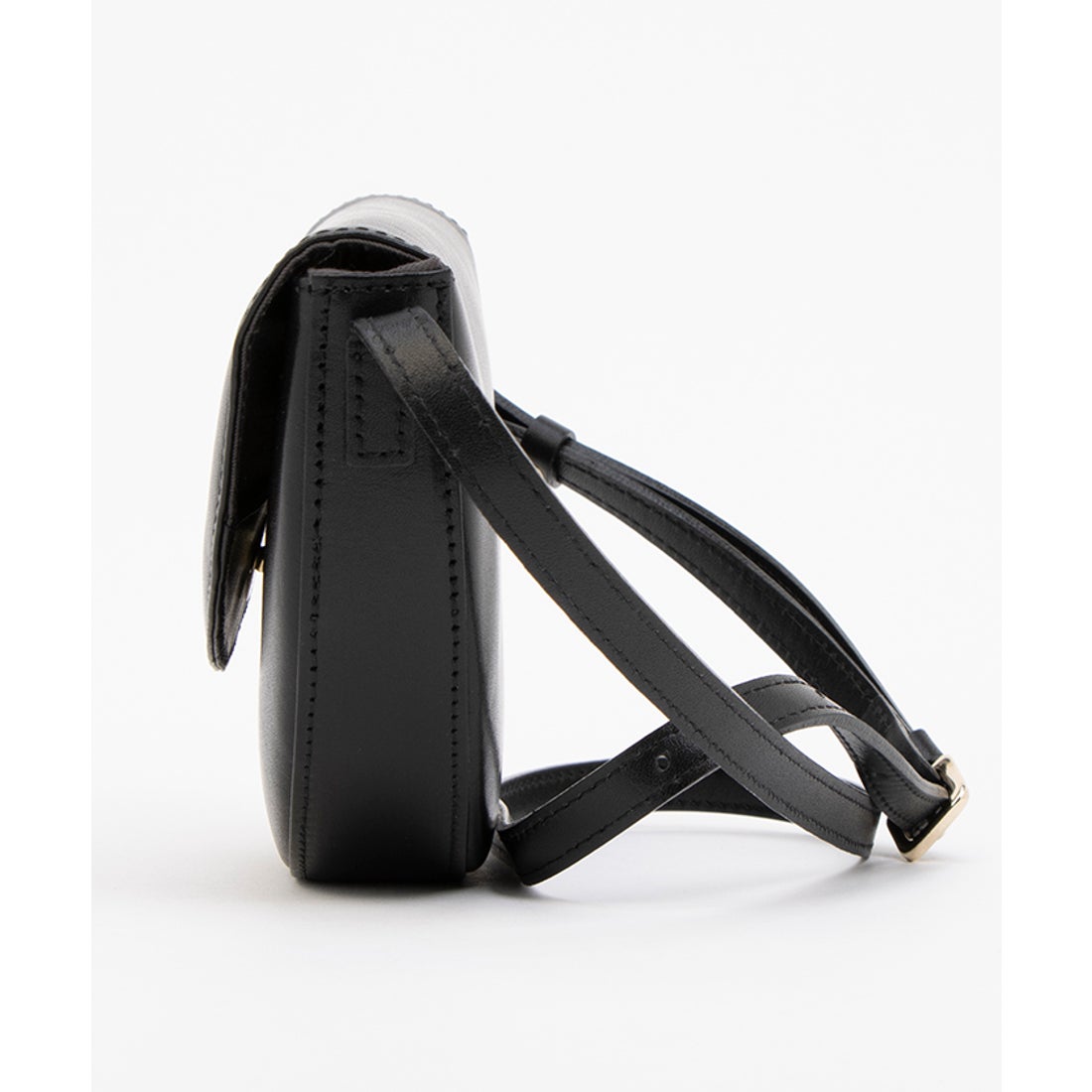 ラシット russet レザーハーフムーンミニショルダー（CEー1525