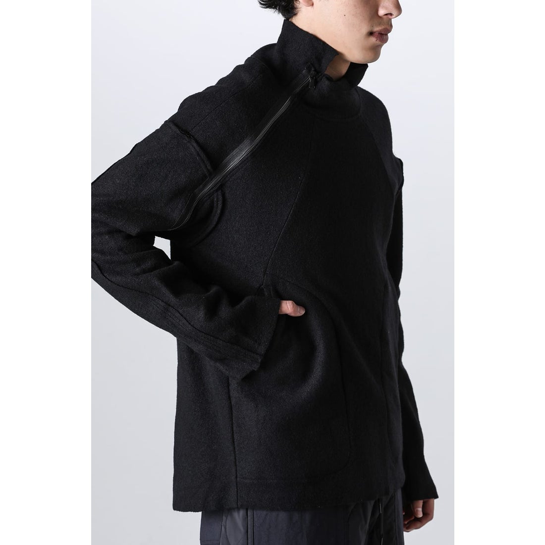 The Viridi-anne Fulling Pullover Jacket （Black） 通販 大阪/京都