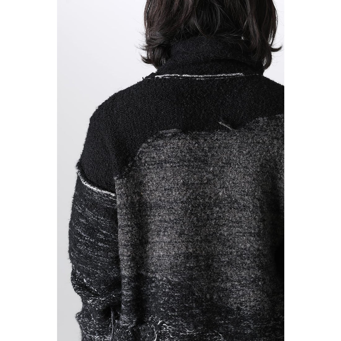 The Viridi-anne Reversible Grunge Sweater （Black） - Osaka