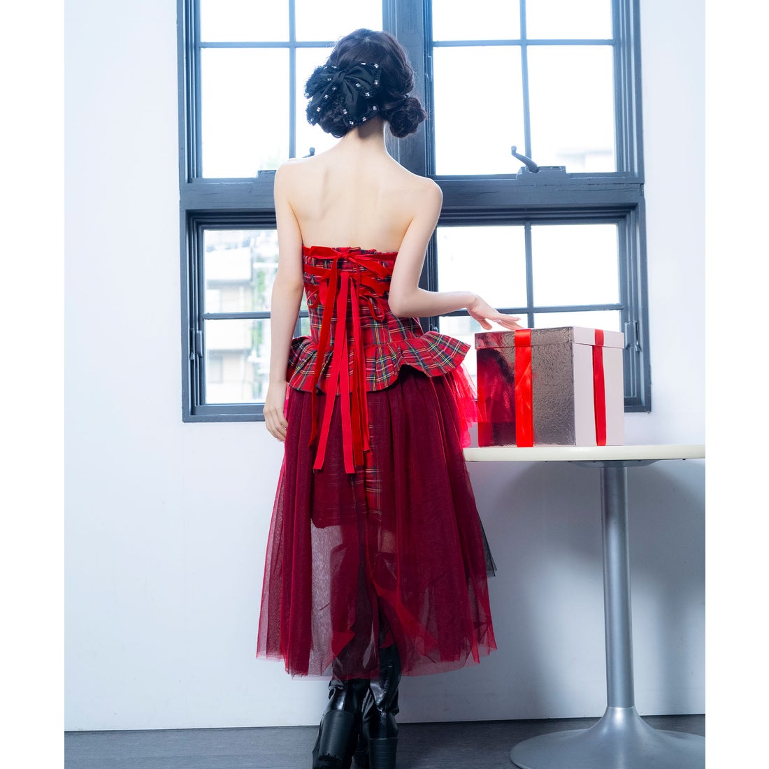 ティカ Tika サンタコス ベアタータンチェックジュエリービジュー