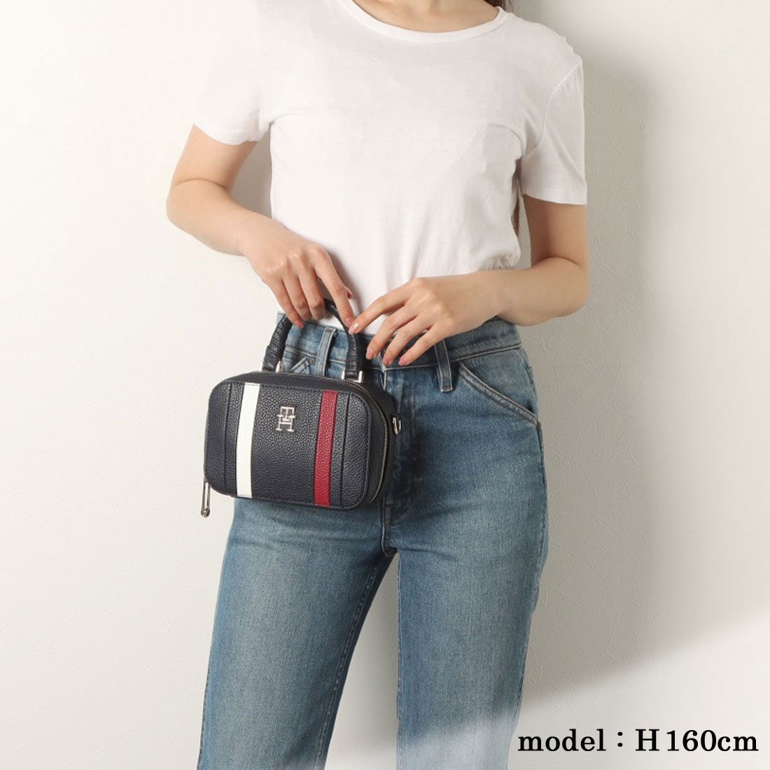 トミー ヒルフィガー TOMMY HILFIGER エンブレムトランククロスボディ