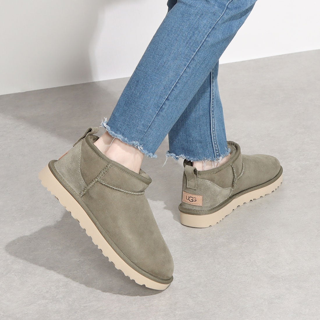 アグ UGG クラシック ウルトラ ミニ ブーツ （グレー） -ファッション
