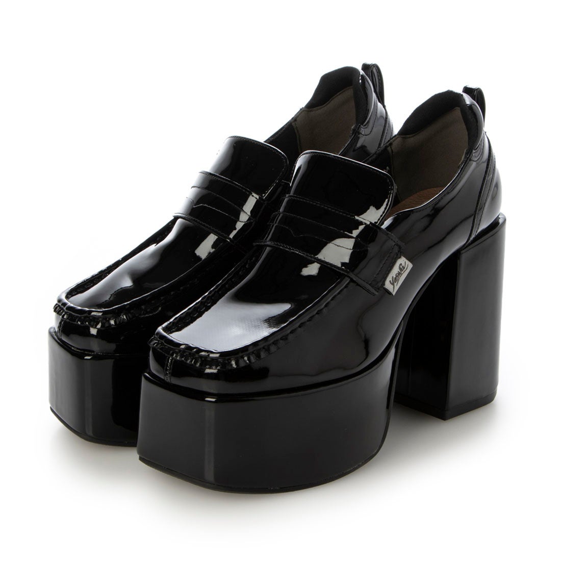 ヨースケ YOSUKE 厚底ヒールローファー （ブラックエナメル