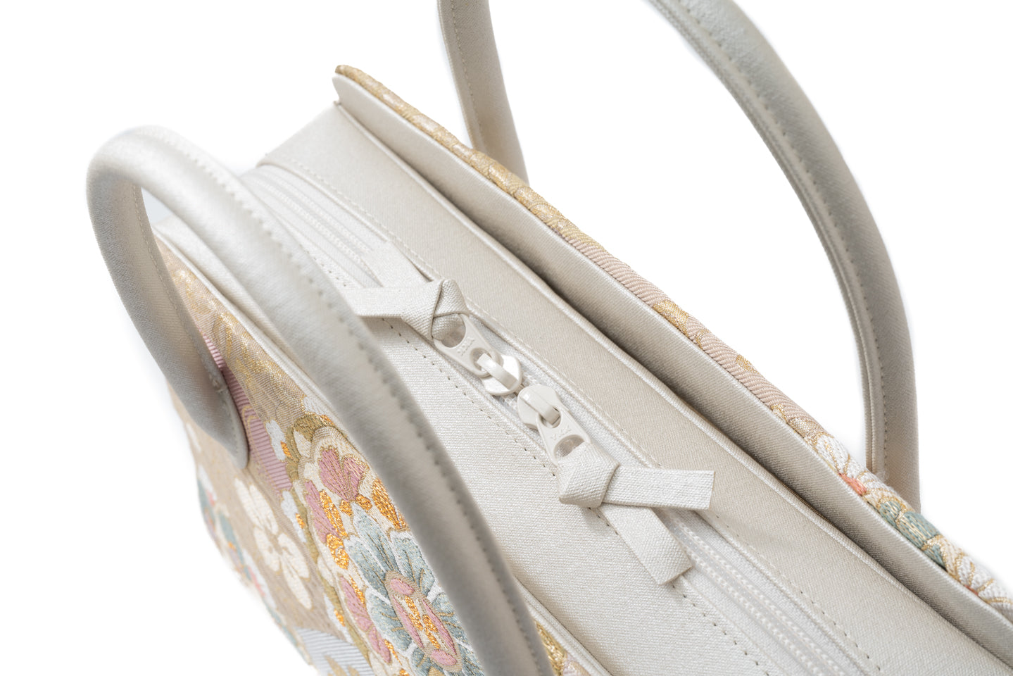 金彩織の利休バッグ】華紋唐草｜京都西陣・となみ織物/仙福屋宗介