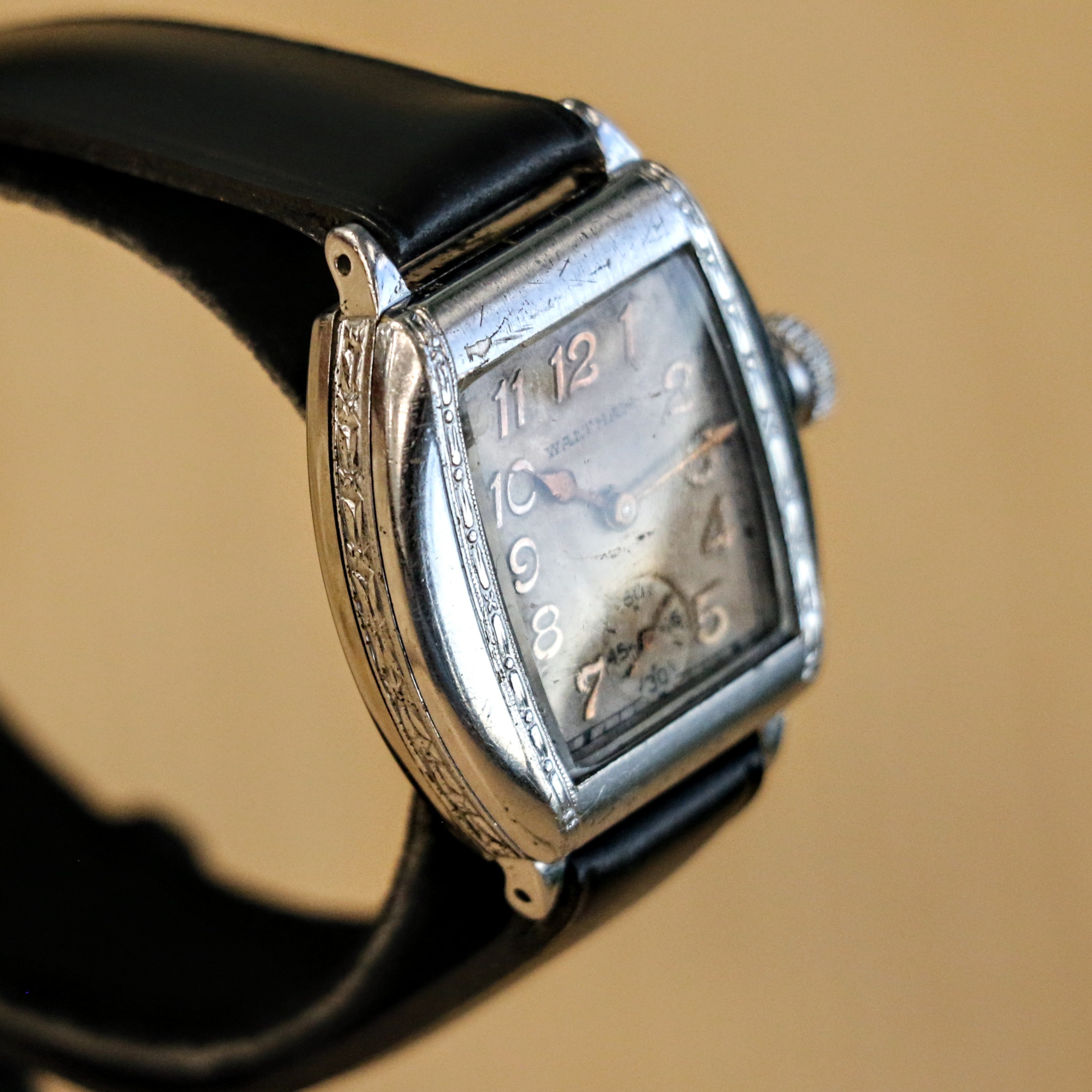 1935 Art Deco WALTHAM Wristwatch 15 Jewels Vintage U.S.A. Made