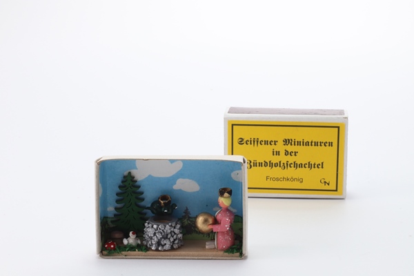 マッチ箱かえるの王様 – ドイツ・ザイフェンの木のおもちゃ seiffen