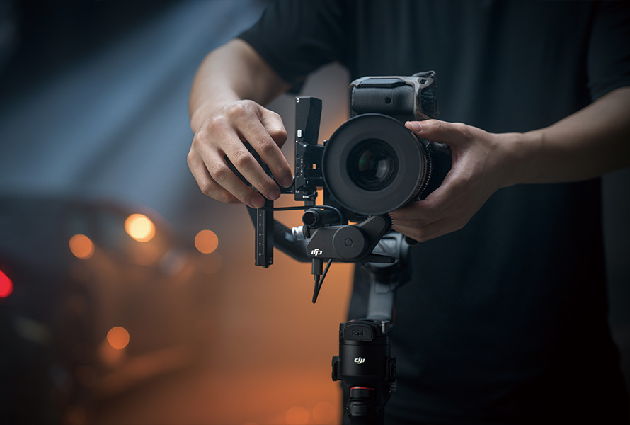 DJI RS 4 Pro - セキドオンラインストア DJI ドローン正規代理店