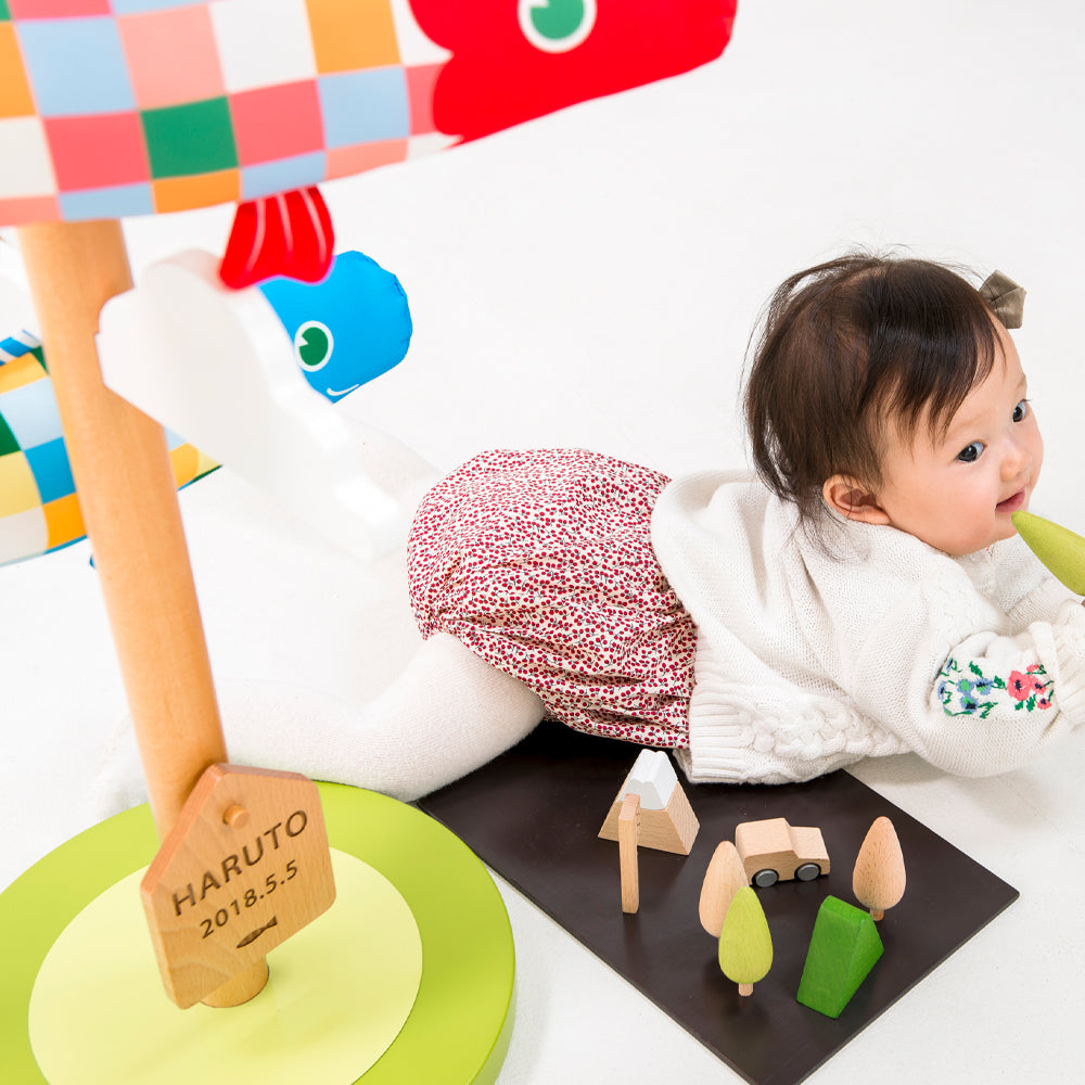 PUCA（プーカ）｜触って遊べるこいのぼり プーカの木 | 徳永こいのぼり