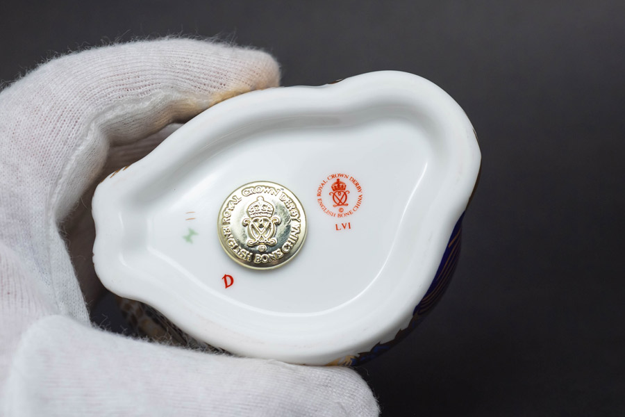 ロイヤル・クラウン・ダービー ペーパーウェイト キング・チャールズ