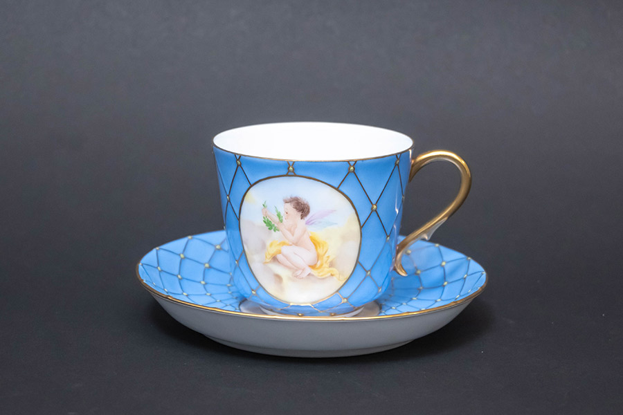 ヘレンド フンボルト（ブルー） カップ＆ソーサーを買い取りました