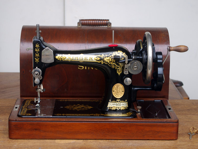 No.430 SINGER 28K シンガー製 家庭用手回しミシン：アンティーク