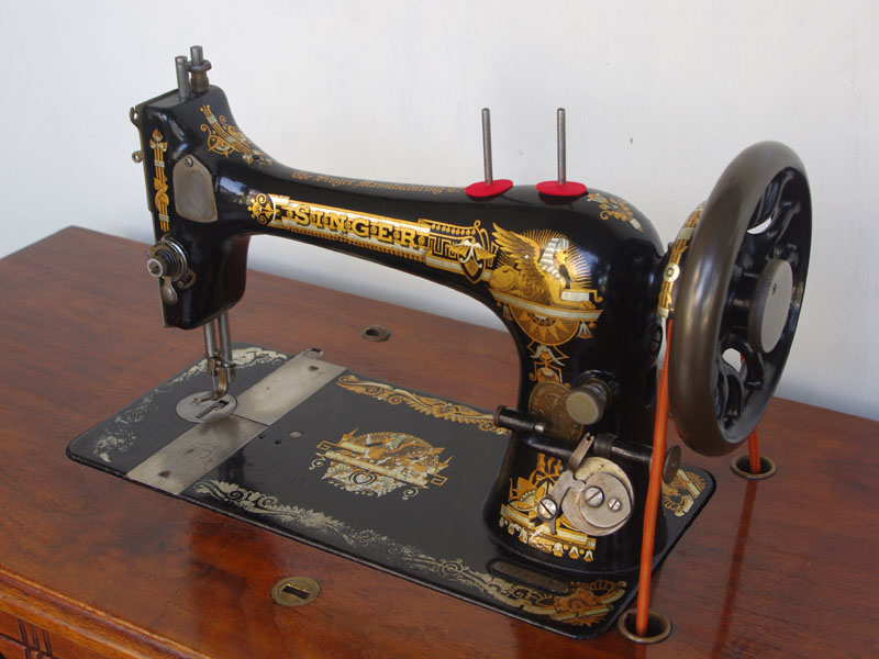 No.325 SINGER 27K 英国シンガー製 豪華足踏みミシン：アンティーク