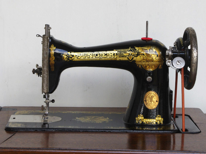 No.362 SINGER 15 シンガー製 家庭用足踏みミシン：アンティークミシン