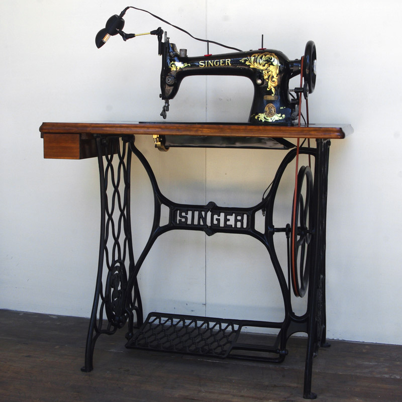 No.395 SINGER 31K18 シンガー製 皮革用 足踏みミシン：アンティーク