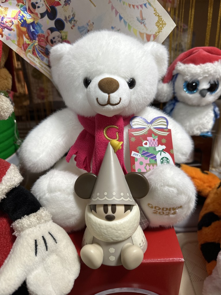 ゴディバ ウィンターワンダーズ ベア & G キューブ オーナメント（2粒