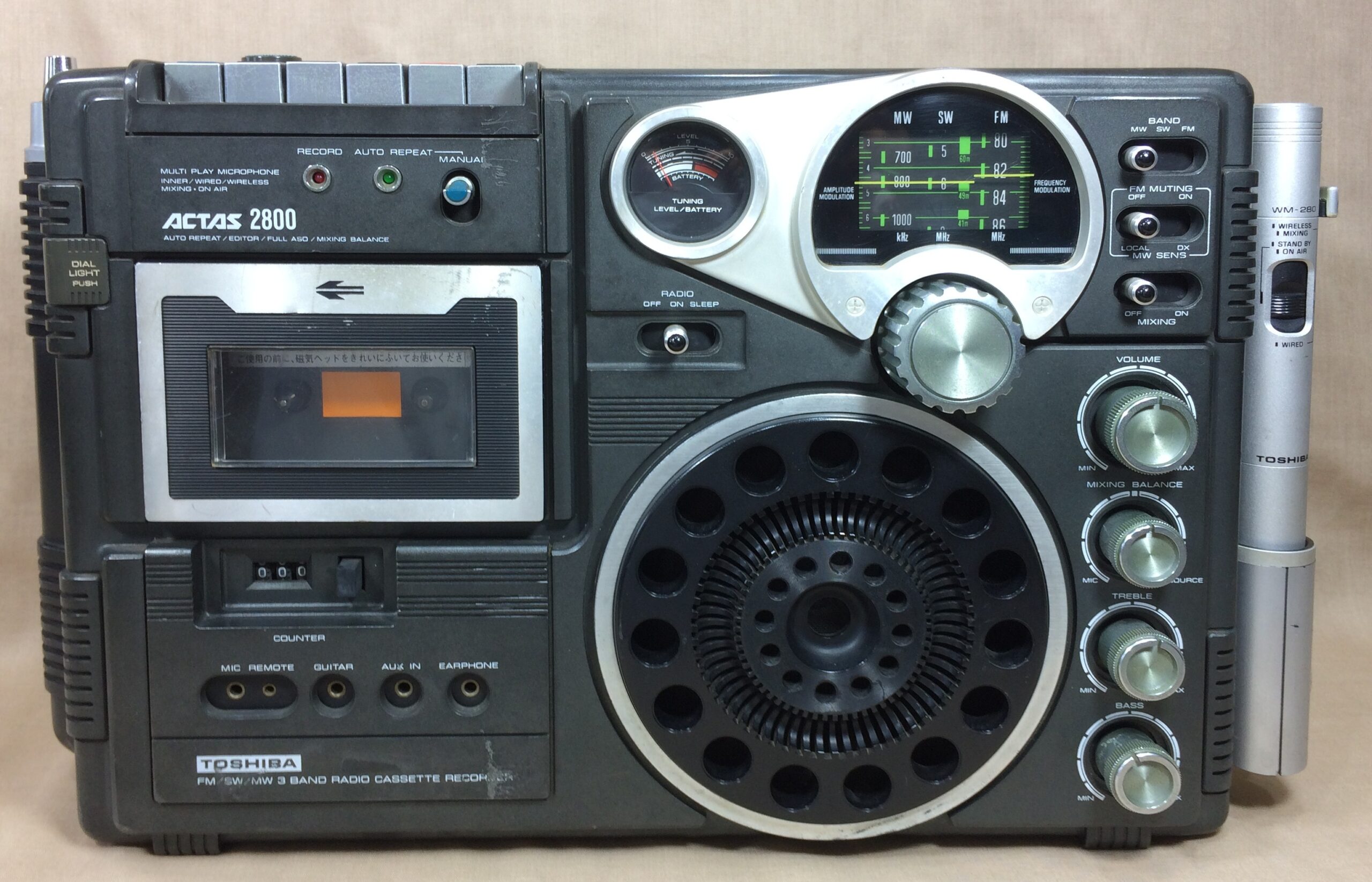 TOSHIBA RT-2800 アクタス・ラジオカセットレコーダー 動作未確認