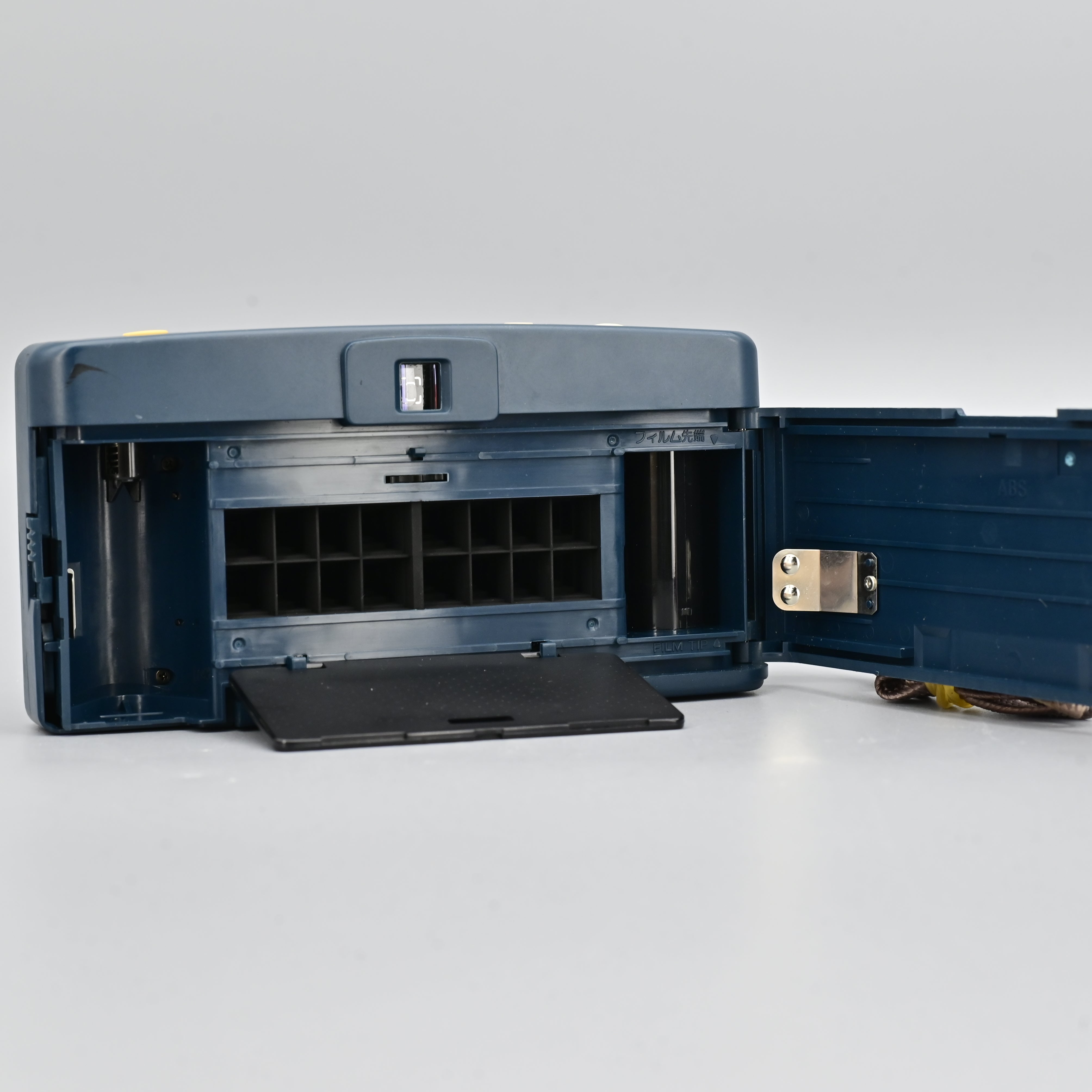 Fuji Byu-N16 Rensha Cardia. – SHOWA