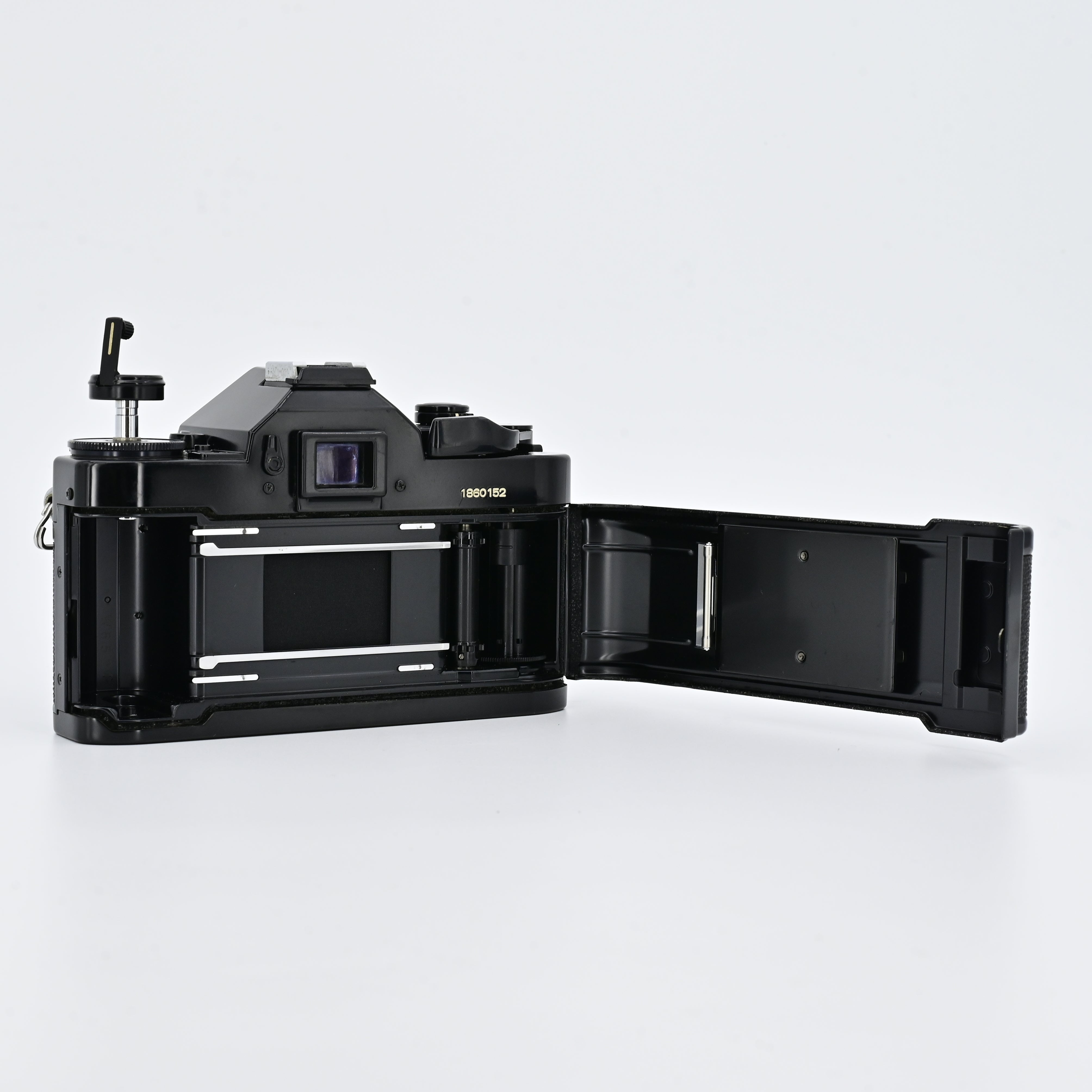 Canon A1 Black + FD 50mm F1.4 Lens – SHOWA